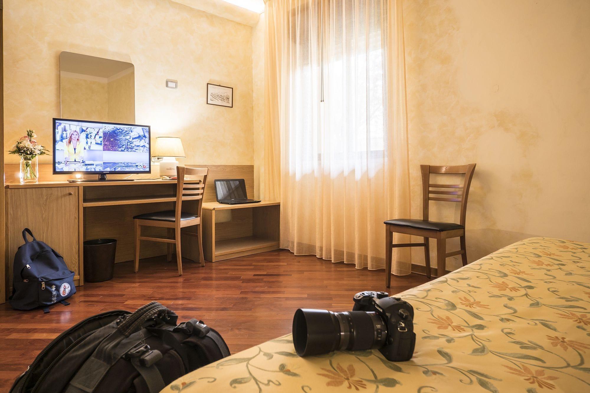 Hotel Vega เปรูจา ภายนอก รูปภาพ